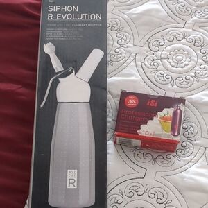 Molecule-R Siphon R-Evolution Culinary Whipper Never Used